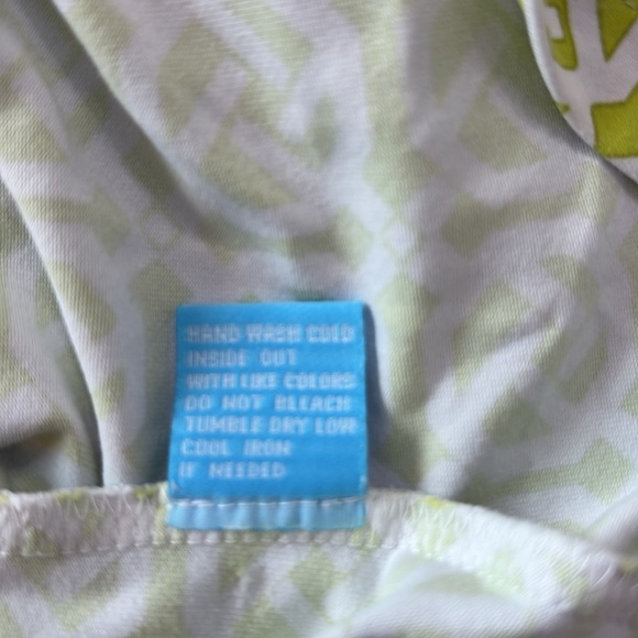 J. McLaughlin Monroe Catalina Cloth Button Up Top Green Geometric Small. B11 - Picture 6 of 7